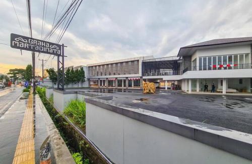 Tasikmalaya Hotel | Graha Martadinata Syariah Mitra RedDoorz