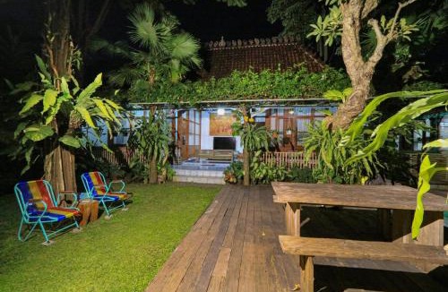Bangunjiwo House | Kalipura Villa - Private Pool & Nature Escape