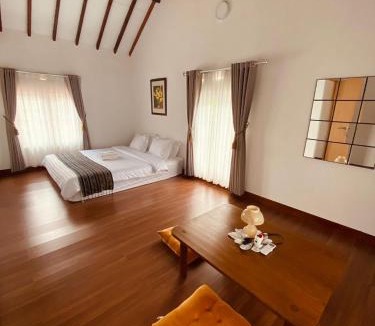 Ngaglik House | Spacious 3BR Villa Near Kaliurang - Arfani's House