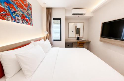 Melawai Hotel | SHANKEE Hotel Melawai Blok M Jakarta