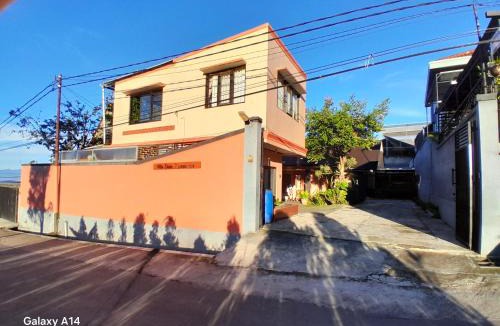 Parongpong Villa | Villa Stroberry Room 1