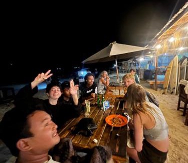 Selong Belanak House | Selong belanak surf hostel