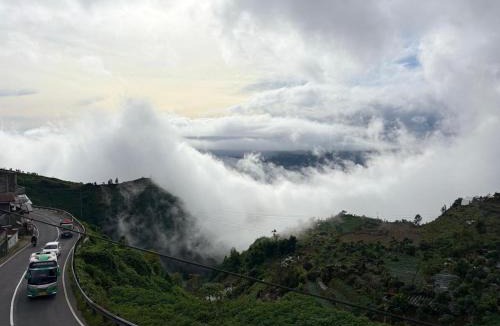 Kejajar Villa | Homestay Atas Awan Syari'ah Dieng