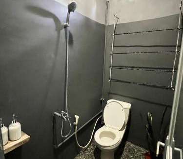 Moni House | Hoja Homestay Ende