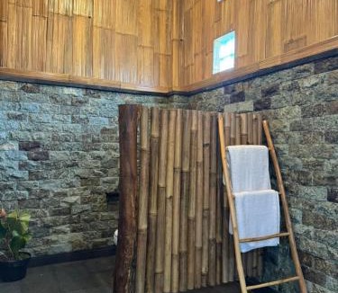 Sidemen House | Chez Lepusa
