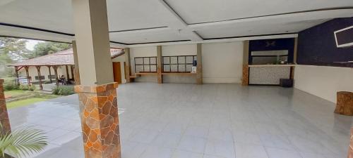 Megamendung Hotel | Hotel Sri Indrawati Puncak Mitra RedDoorz