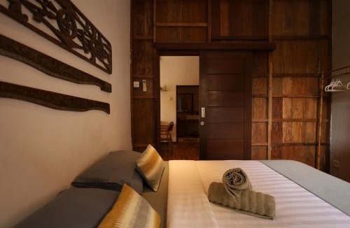 Uluwatu House | Cozy Bali House for Friends, Family and Digital Nomads
