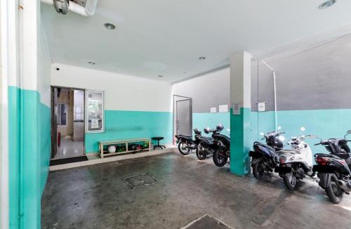 Tanjung Duren Utara House | RedDoorz Plus near Mall Ciputra Jakarta