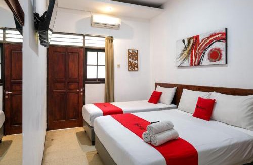 Dinoyo House | RedDoorz @ Soekarno Hatta 2
