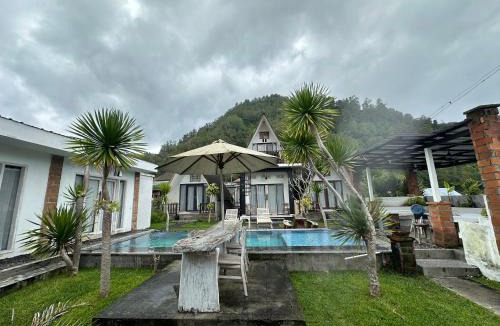 Toya Bungkah House | Batur Homestay and Lodge