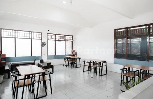 Sewon Hotel | Katup Guest House Syariah Mitra RedDoorz
