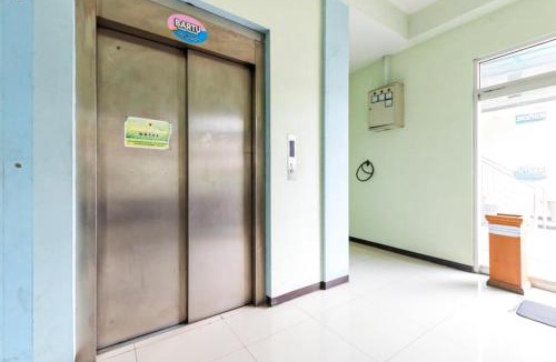 Bandung Hotel | Urbanview Hotel Bartu Moh Toha Bandung by RedDoorz