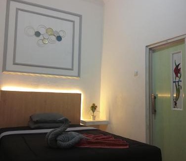 West Cirebon House | PONDOK CHILLY