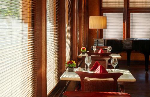 Surabaya Hotel | Hotel Majapahit Surabaya MGallery