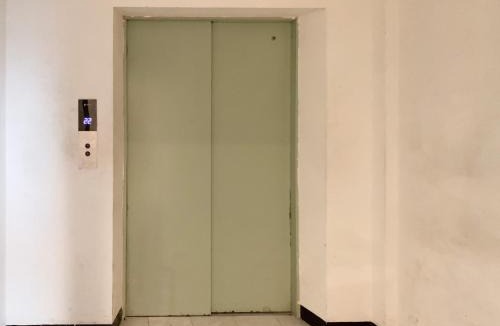 Sidoarjo Apartment | RedDoorz Plus at Suncity Residence Apartemen Sidoarjo