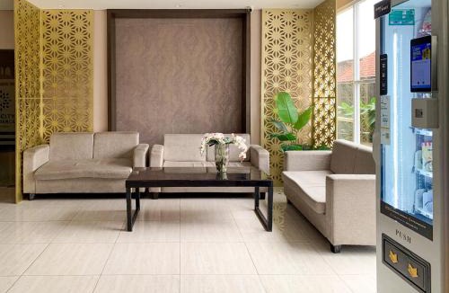 Sidoarjo Apartment | RedDoorz Plus at Suncity Residence Apartemen Sidoarjo
