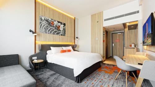 Gading Hotel | HARRIS Hotel and Conventions Kelapa Gading Jakarta