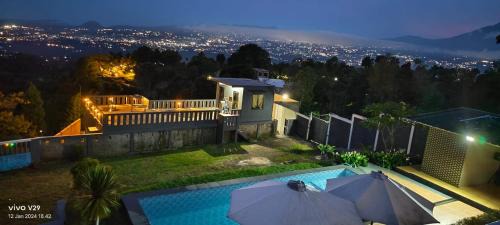 Cijeruk Cabin | Villa RD
