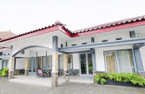 Tretes Hotel | Tripletree Sinergi Hotel Tretes