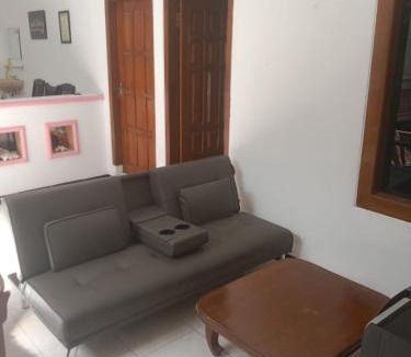 Banyuwangi House | Thompson Guest House & Pet Hotel Banyuwangi