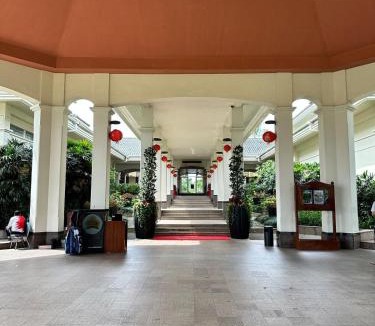 Bogor Selatan House | Timber Sanctuary at Rancamaya