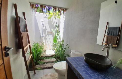 Katukaras House | anik homestay & dormy Batukaras
