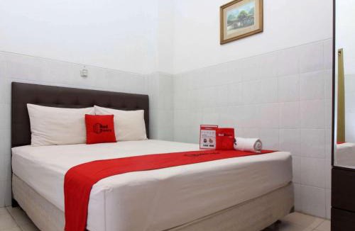 Depok House | RedDoorz @ Seturan Raya