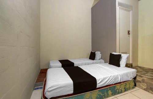 Semarang Utara Hotel | Hotel O near Ahmad Yani International Airport formerly North Bay Residence