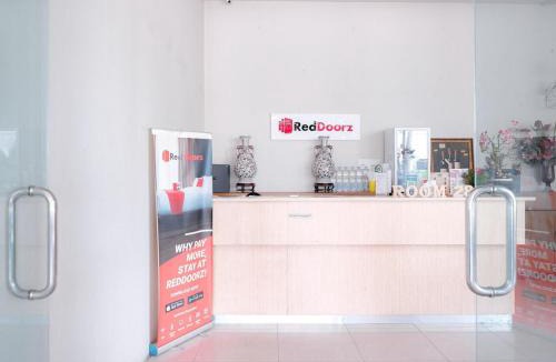 Jakarta Hotel | RedDoorz Plus @ Kapuk Business Park