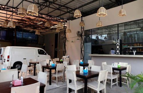 Jakarta Hotel | RedDoorz Plus @ Kapuk Business Park