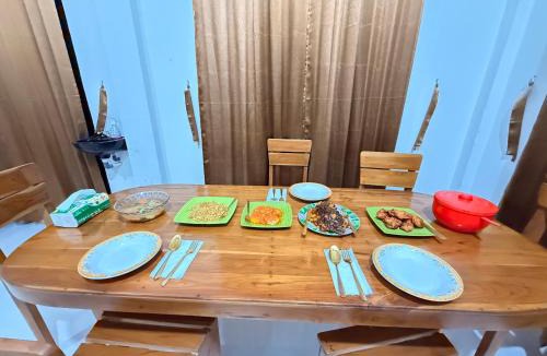 Komodo House | Dua Putri Komodo Homestay