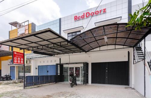Bogor Hotel | RedDoorz at Pandu Raya Bogor by Madam M Place