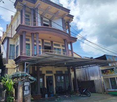 Banggai Kepulauan Hotel | Hotel SIDAPORE