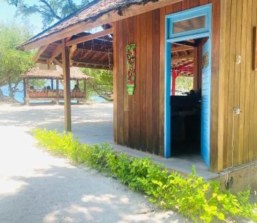 Gili Meno Resort | Biru Meno Beach Bungalows
