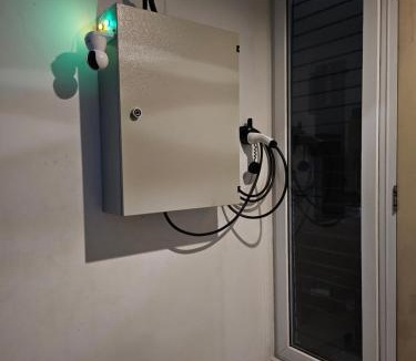 Depok House | HNet House - a quiet place to stay in city center