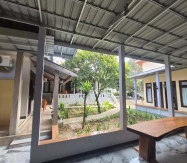 Labuan Bajo House | d'Alvin Homestay 2