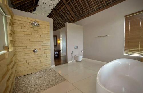 Senggigi Hotel | Alunea Villas By Royal Amreetha