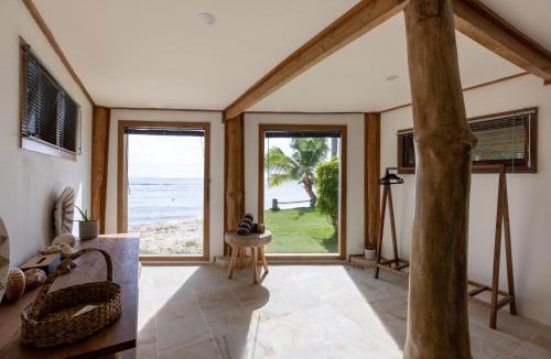 Katiet Villa | Baha Baha Villa Sailo Hts Mentawai Hollow Trees