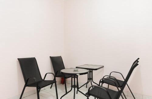 Bogor Tengah Hotel | RedDoorz at Terus Manis Suryakencana