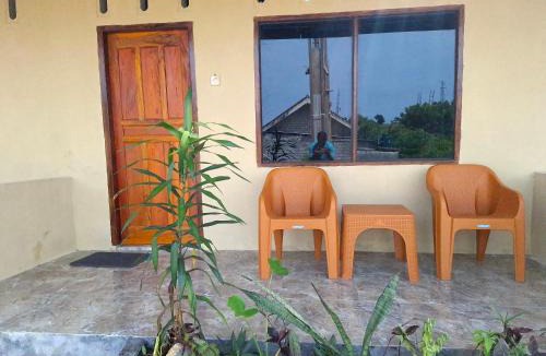Jerowaru House | Amanda Ekas Homestay