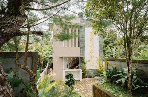 Melayang House | Casa De Arya