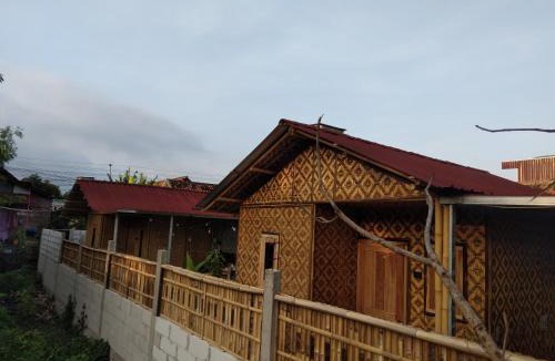 Banjarasri House | Omah Jangkriik Syariah Privat Pool