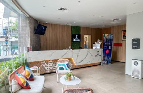 Kebon Jeruk Hotel | All Nite & Day Hotel - Kebon Jeruk by ARTOTEL Group