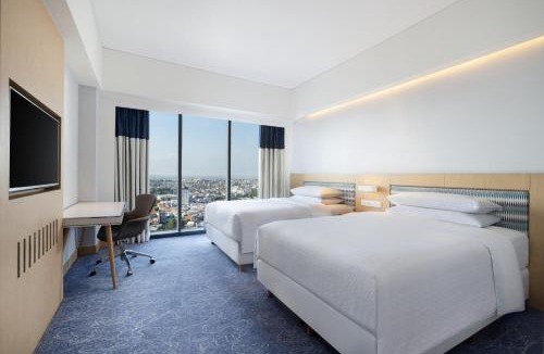 Surabaya Hotel | Four Points by Sheraton Surabaya, Tunjungan Plaza