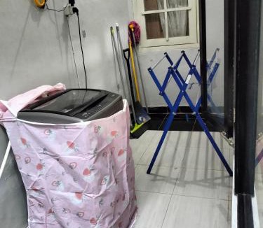 Madiun House | Taman Salak Homestay -5BR Entire House