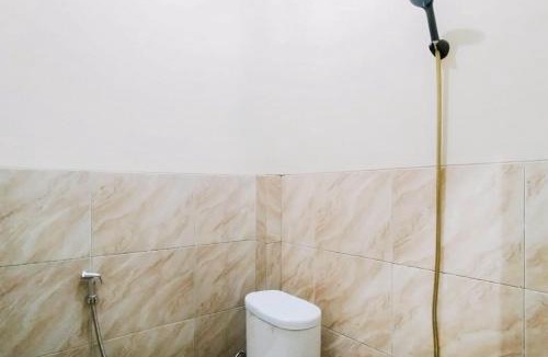 Gedongtataan Hotel | Nirina Homestay Pringsewu Mitra RedDoorz