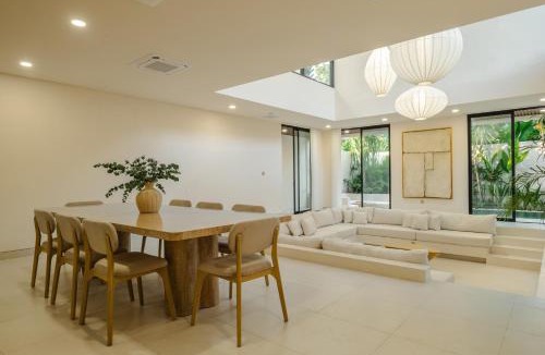 Kutuh Villa | Designer Luxurious Private Pool Villa in Uluwatu
