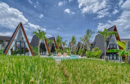 Tumbak Bayuh House | Elmon Ricefield Hotel