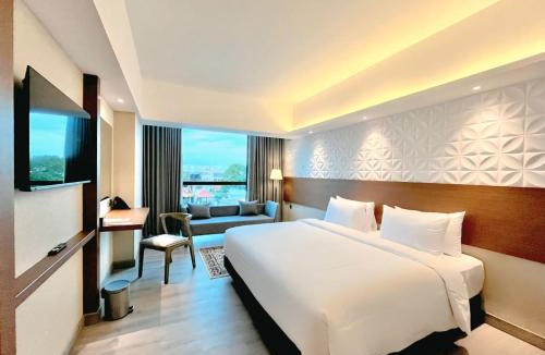 Central Yogyakarta Hotel | The Jogja Hotel & Conference Center - Malioboro