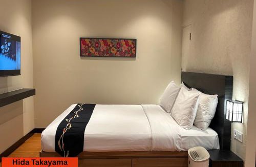 Kemang Hotel | Kuretakeso Kemang Hotel